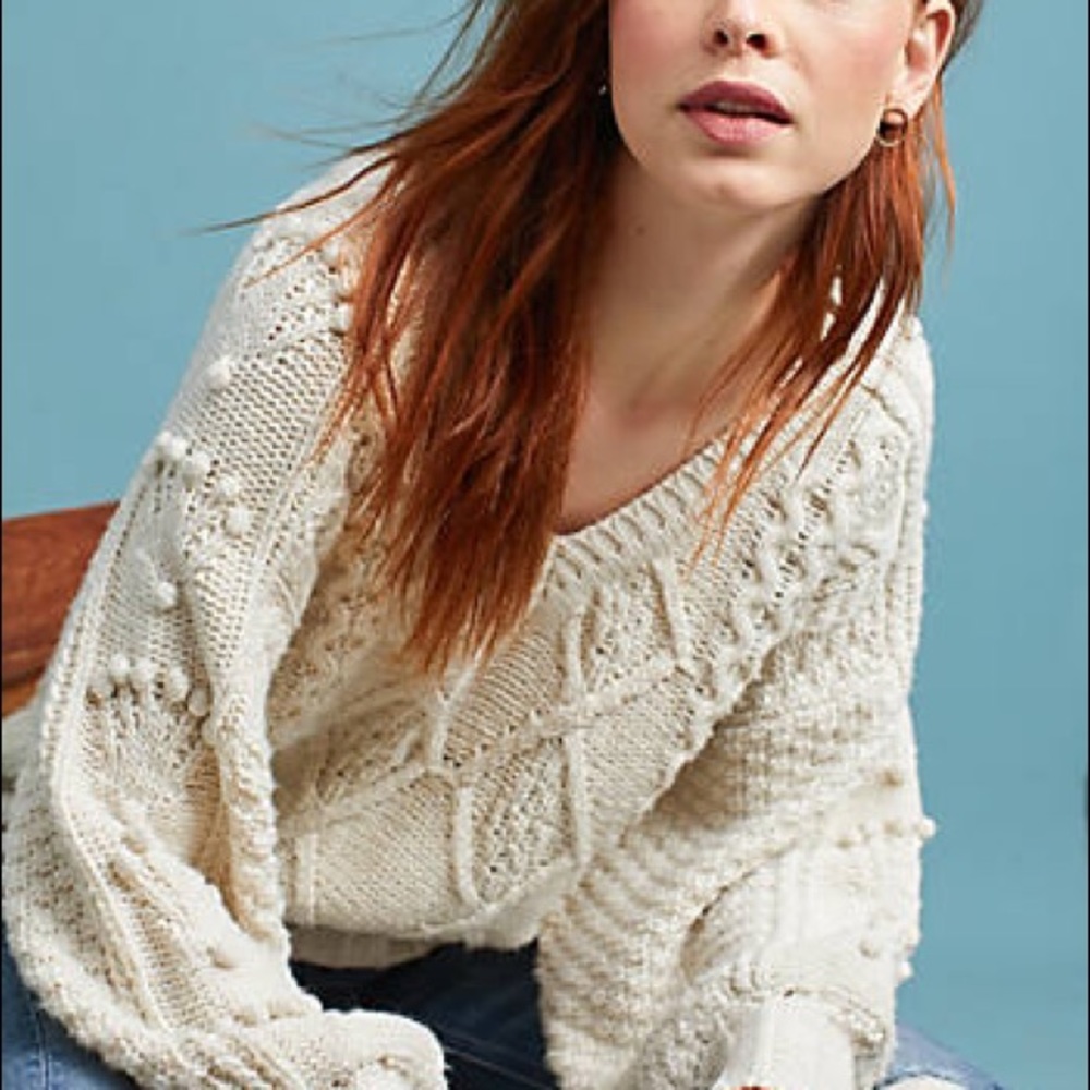 Gorgeous Cream Sweater! NWT 🐰 - Picture 2 of 7